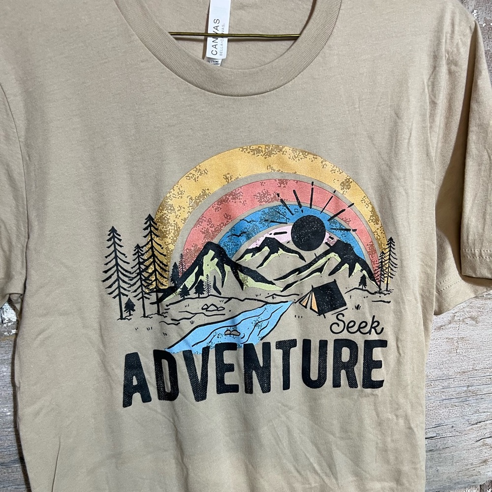 Seek Adventure T-shirt
